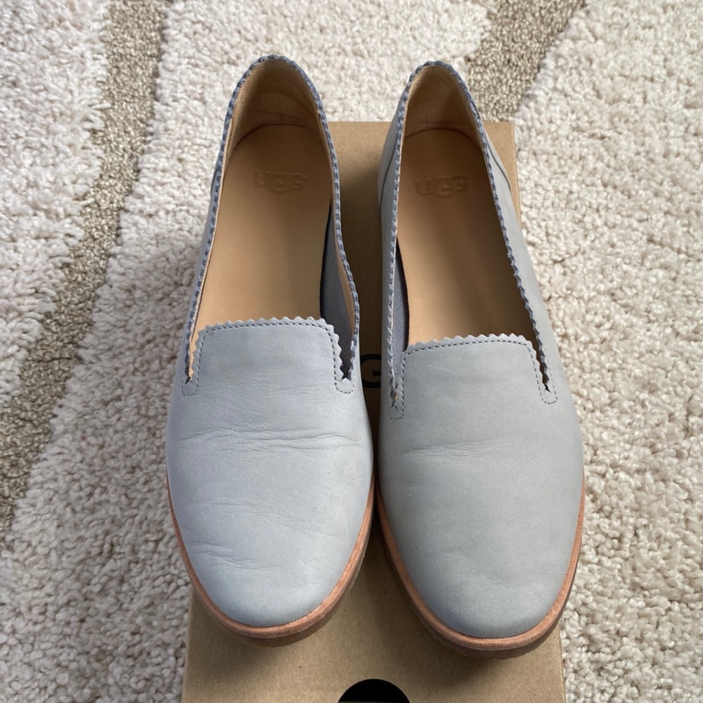 UGG Vista Flats